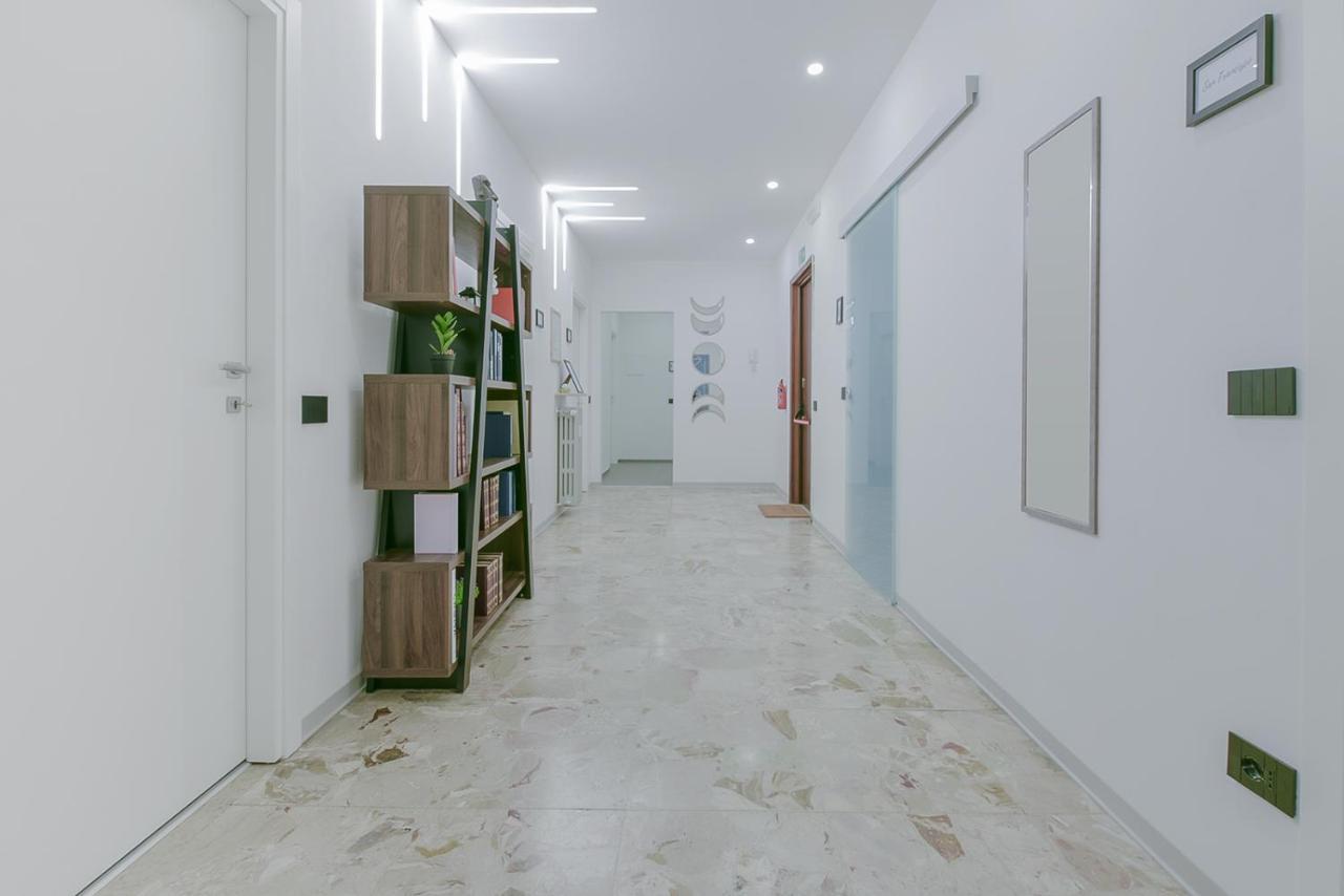 Alle Porte Del Centro - Guest House - Reggio Emilia - Ingresso Centro Storico - Parcheggio Gratuito Ngoại thất bức ảnh