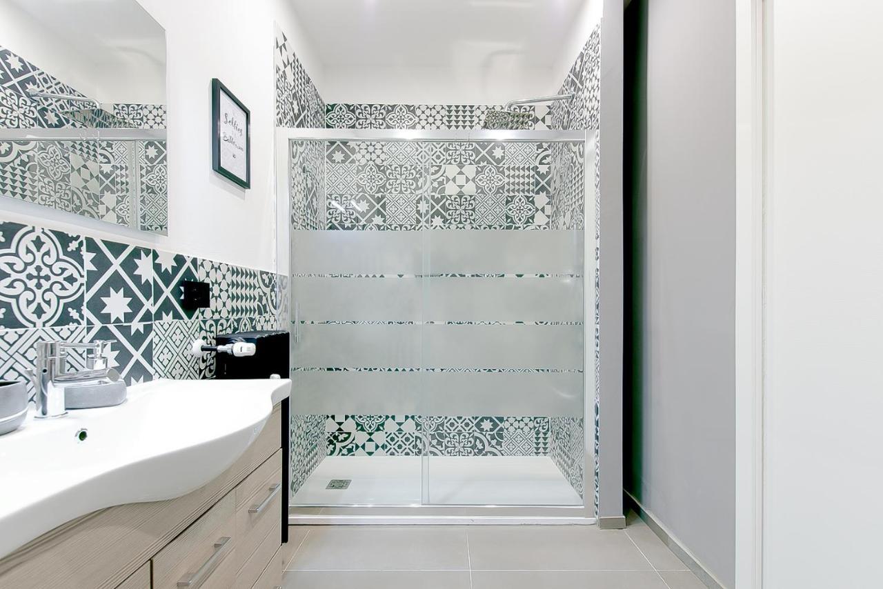 Alle Porte Del Centro - Guest House - Reggio Emilia - Ingresso Centro Storico - Parcheggio Gratuito Ngoại thất bức ảnh
